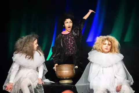 Goldoni_01_03_2026_Stuck_1-42_original