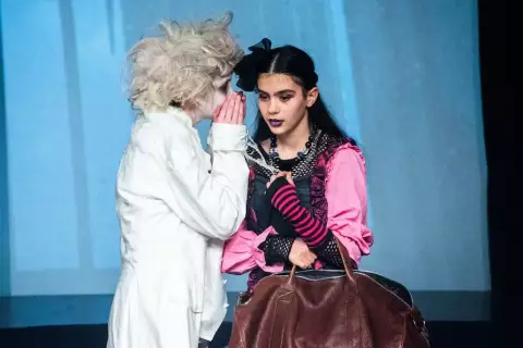 Goldoni_01_03_Stuck_2-62_original